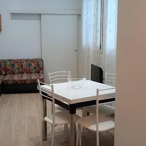  Apartamento 4/5 Posti Letto Italia