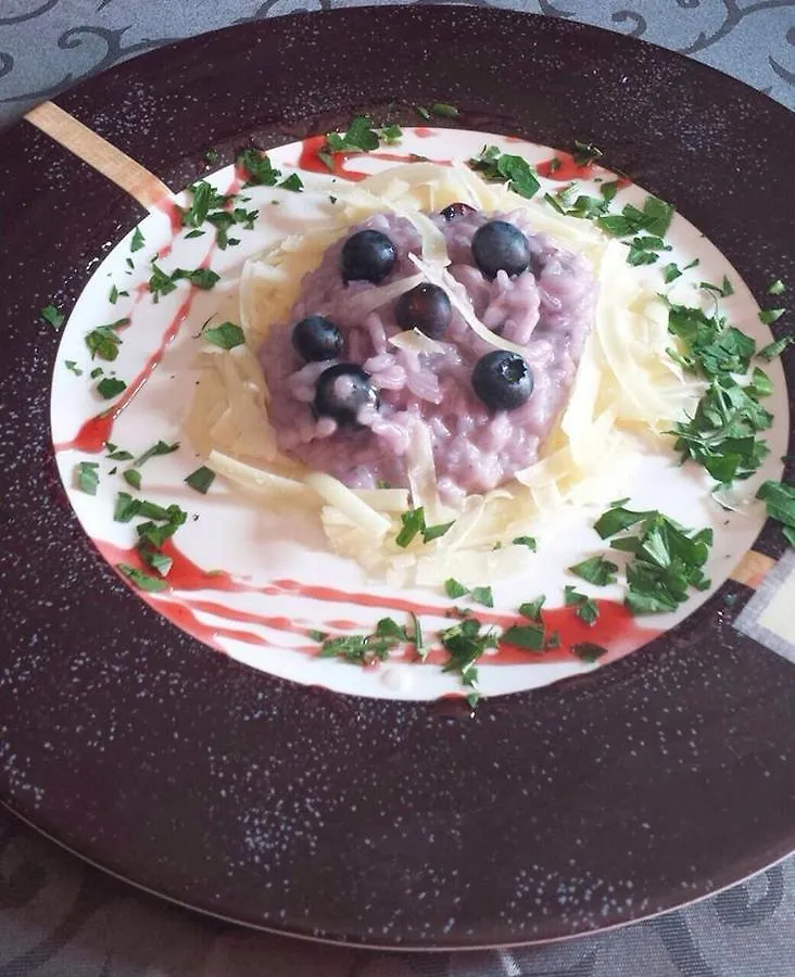 Albergo Ristorante Pizzeria Bellavista Carenno 2*,  Italien